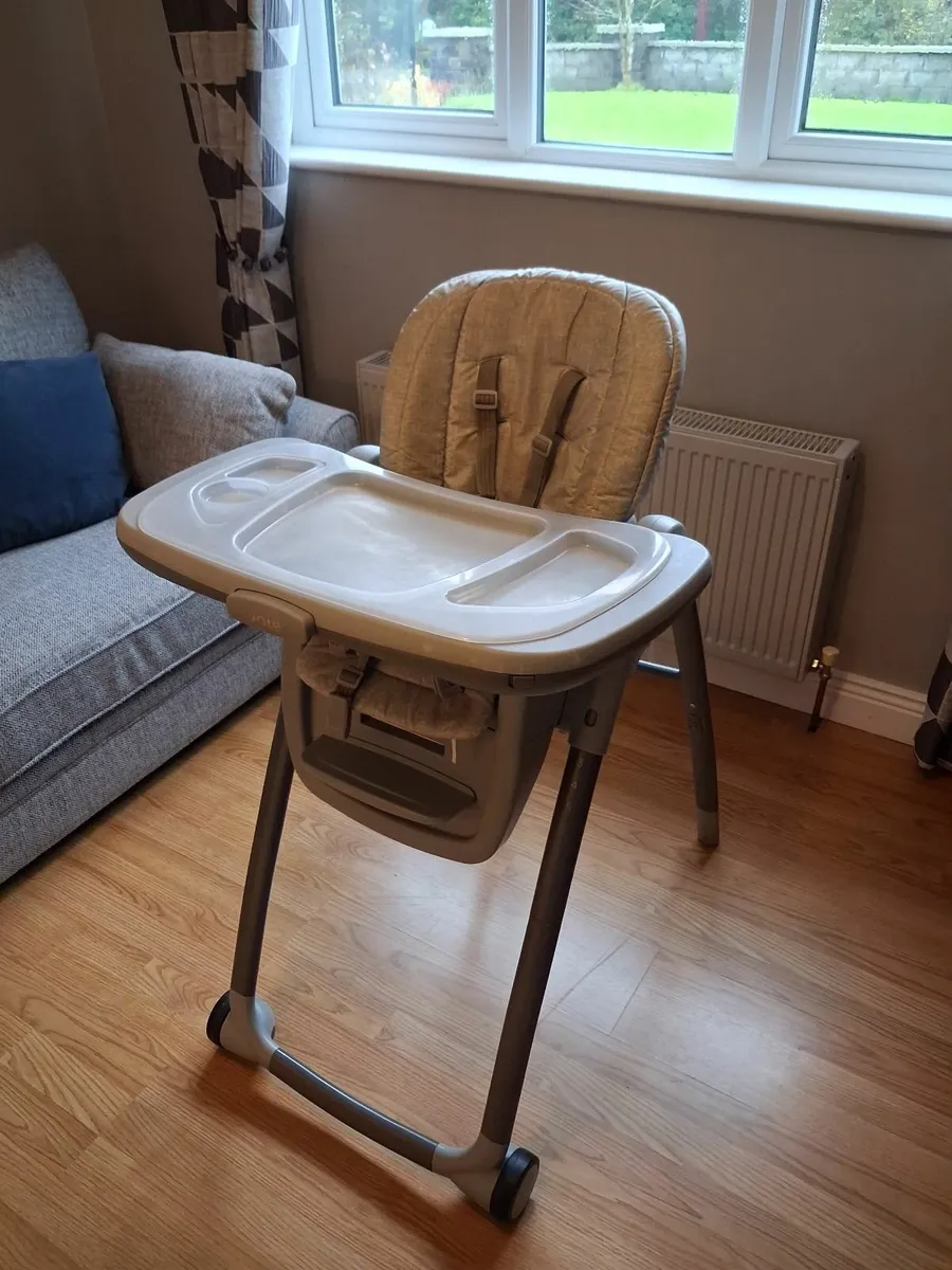 Baby high chair - Image 2