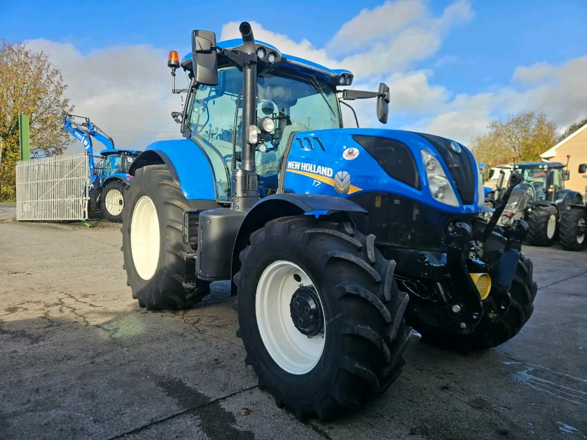 New Holland T7.175 Range Command - Image 2
