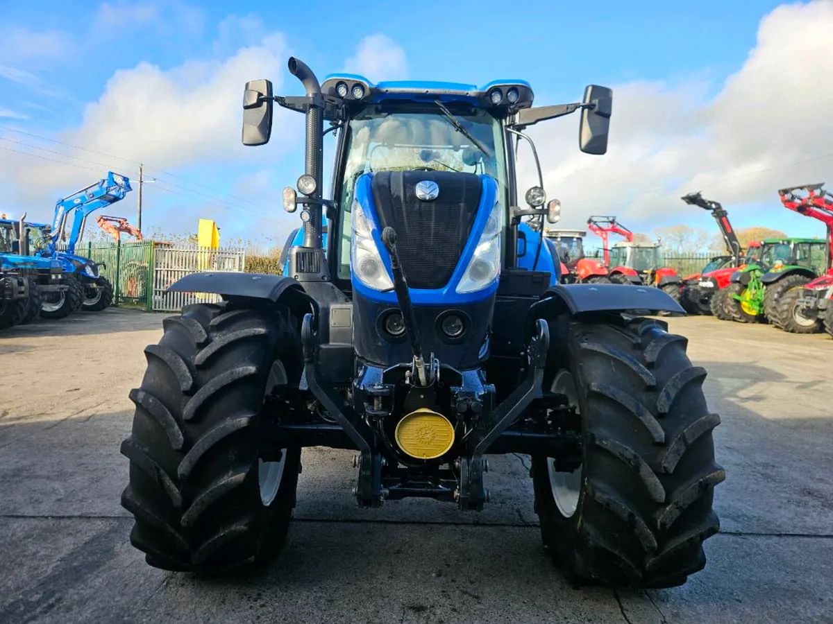 New Holland T7.175 Range Command - Image 3