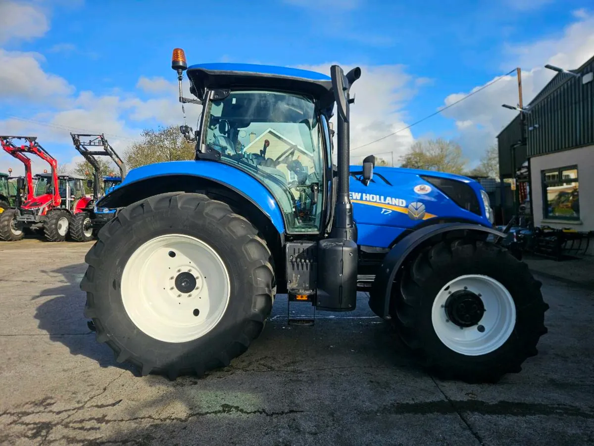 New Holland T7.175 Range Command - Image 4