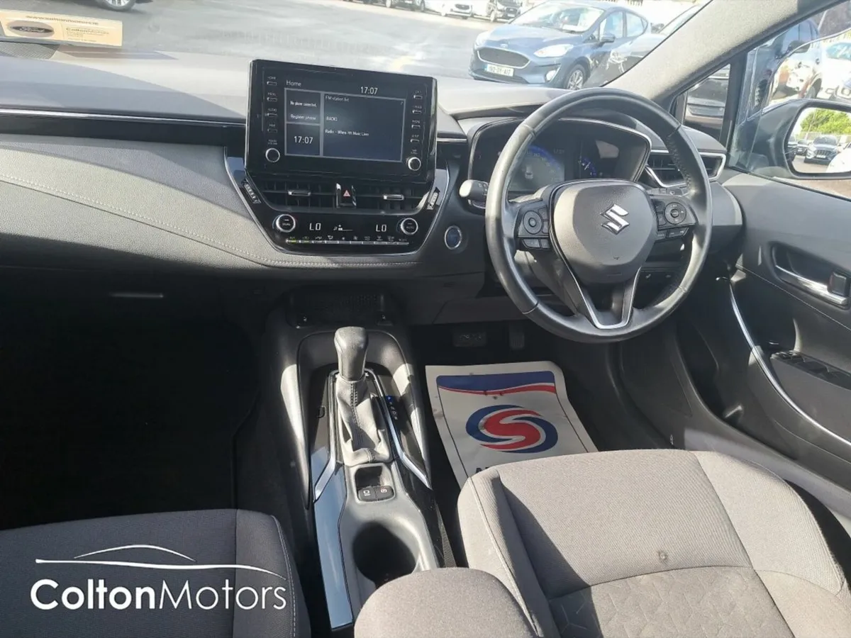 Suzuki Swace Swace 1.8 Hybrid SZ-T CVT - Image 3