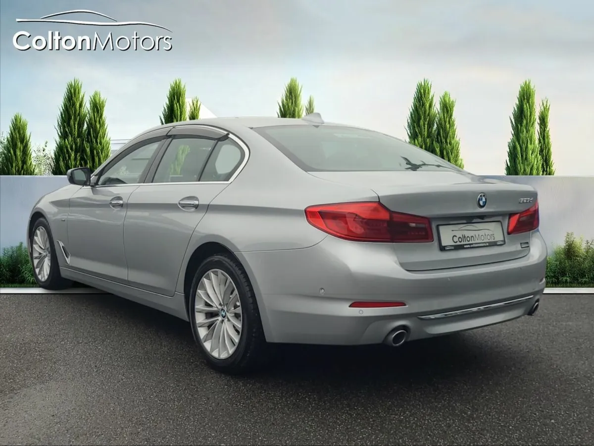BMW 5-Series Luxury Line AUTO - Image 4