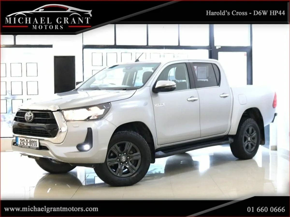 Toyota Hilux Icon DCAB 4WD 4DR CREW CAB PICK UP TR - Image 3