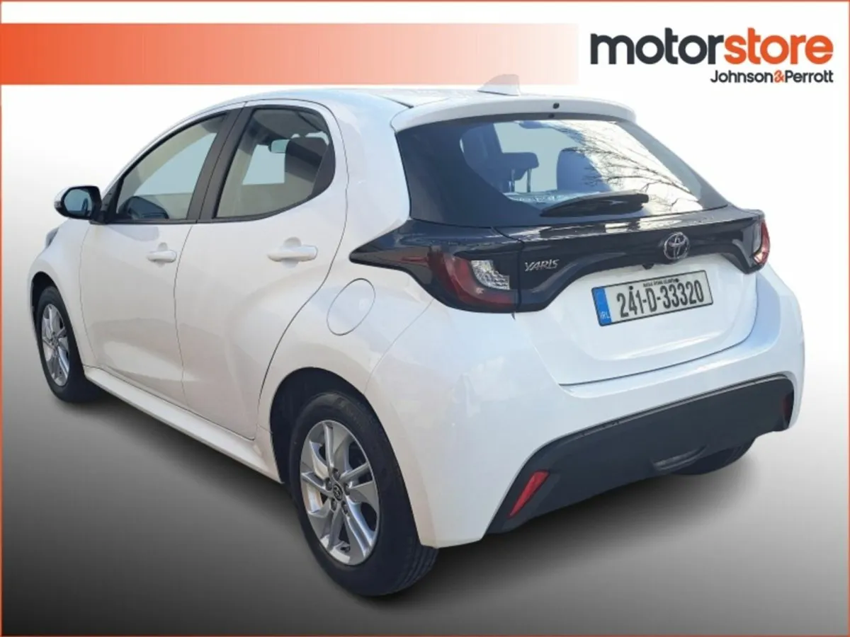 Toyota Yaris 1.5 Luna - Image 2
