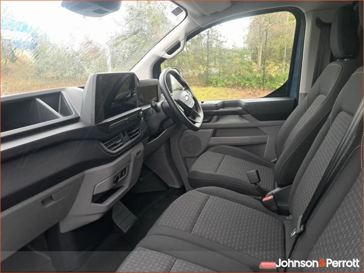 Ford Transit Custom Trend PHEV - Image 3