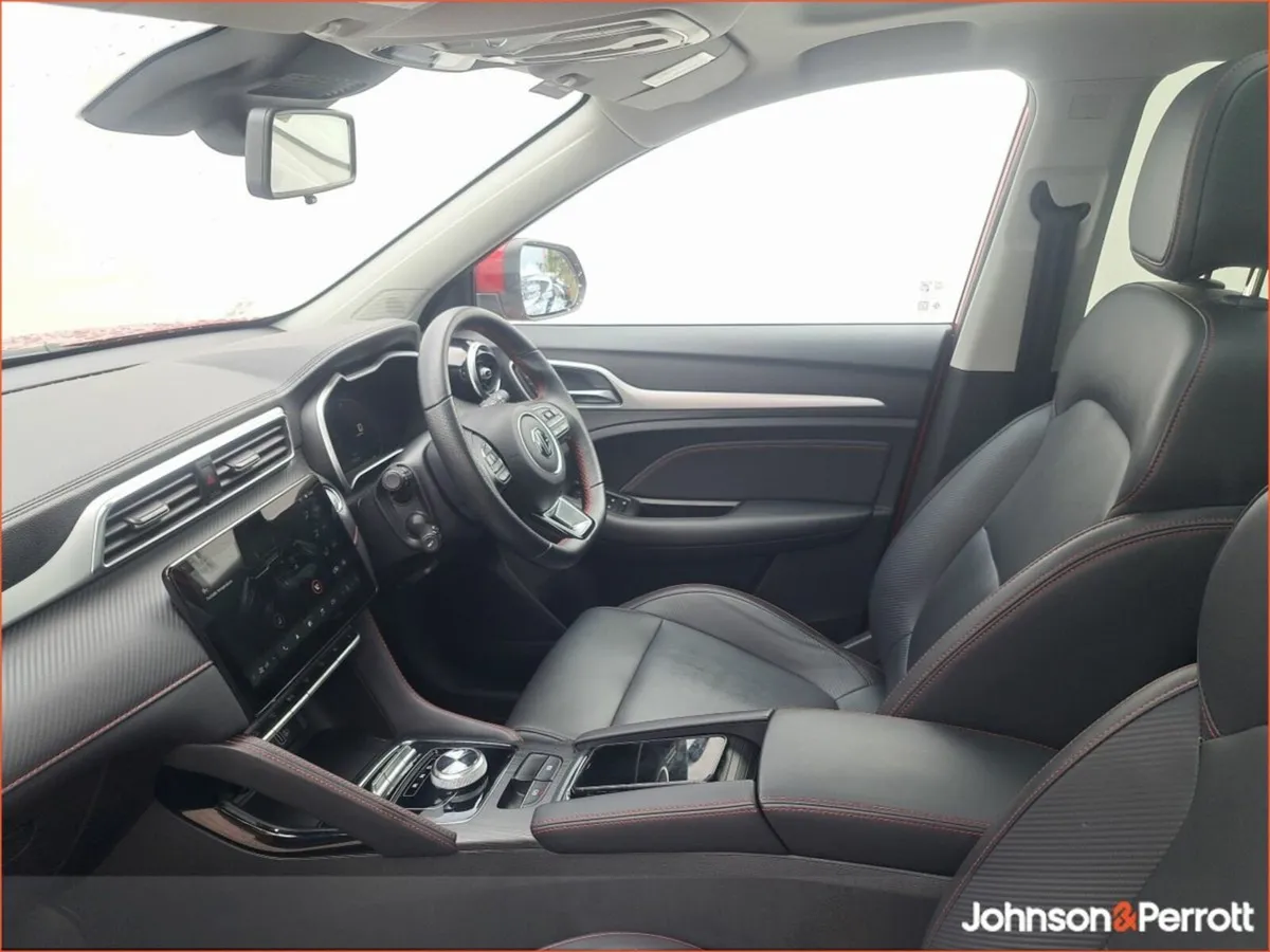 MG ZS EXCLUSIVE LONG RANGE SUNROOF - Image 3