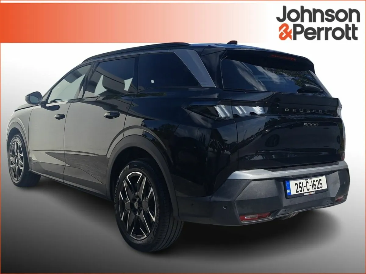 Peugeot 5008 1.2 Hybrid 136bhp Allure / SAVE €7,10 - Image 3
