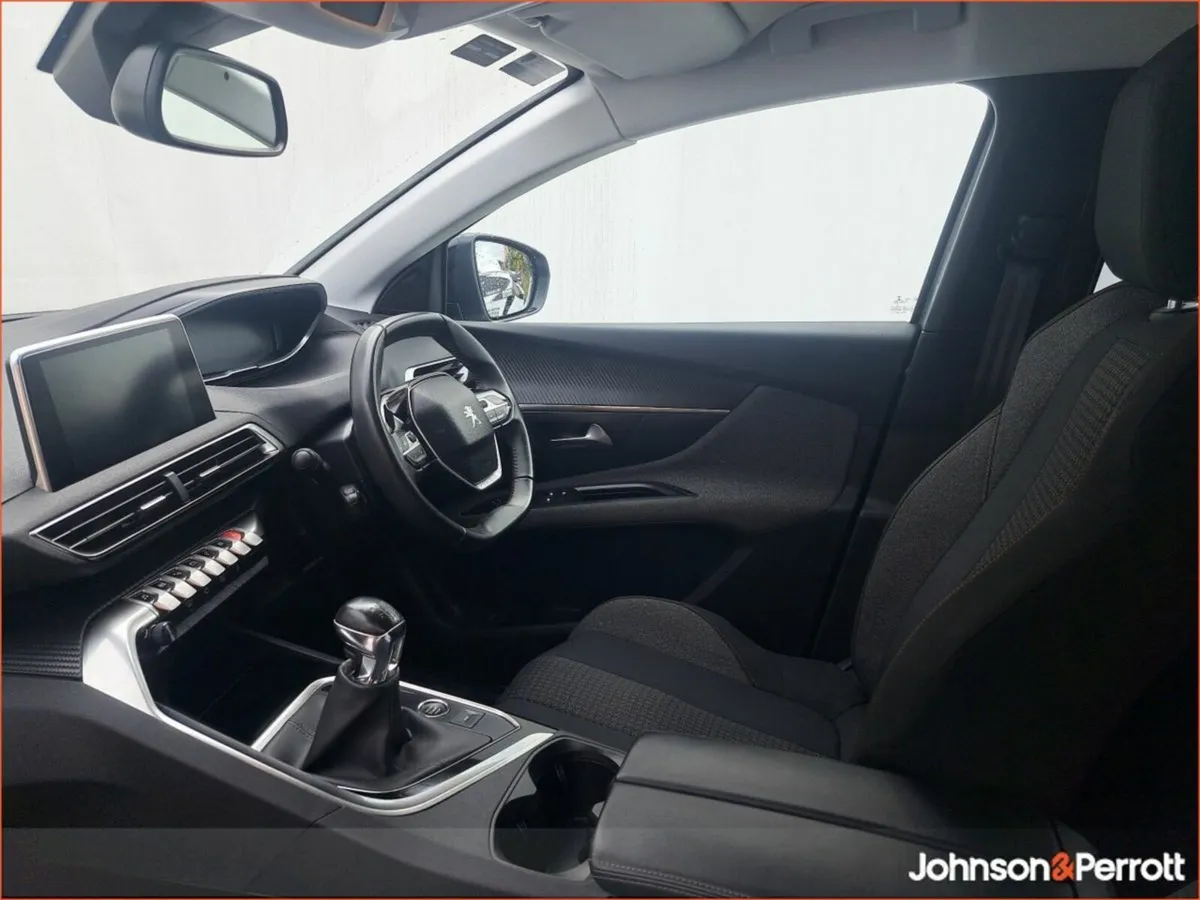 Peugeot 5008 1.5 BlueHDi 130bhp Active - Image 4