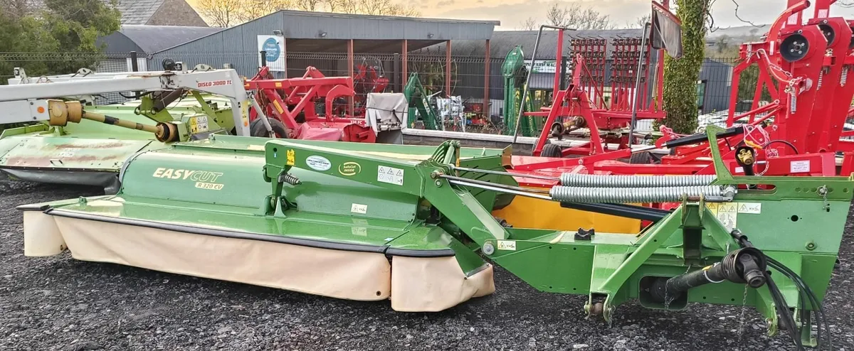 Krone 320 Easycut Mower Conditioner - Image 2