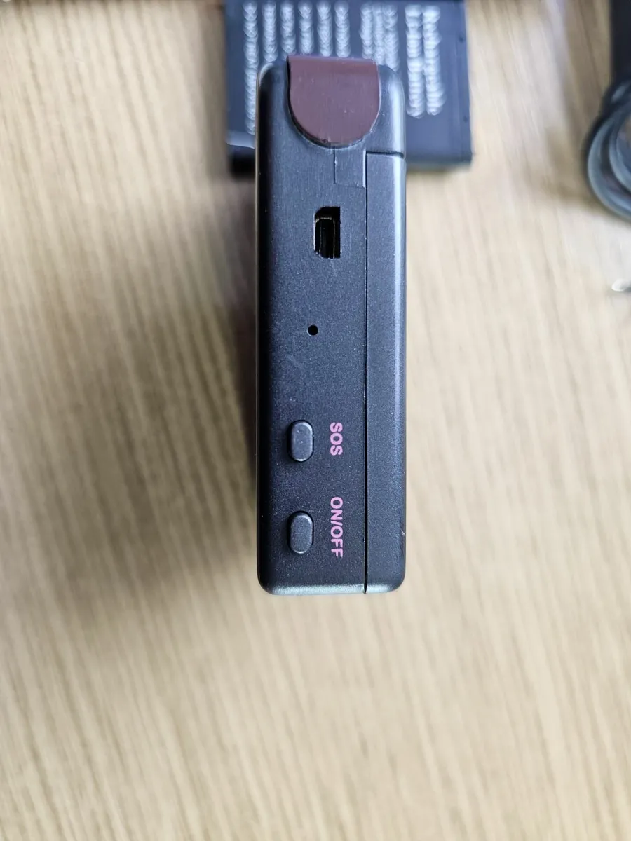 GPS Tracker SIM MicroSD card slots TK102B - Image 3