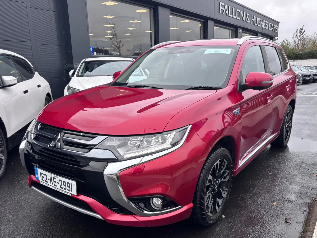 Mitsubishi Outlander 2.0  PHEV 200BHP  / HIGH SPEC - Image 1