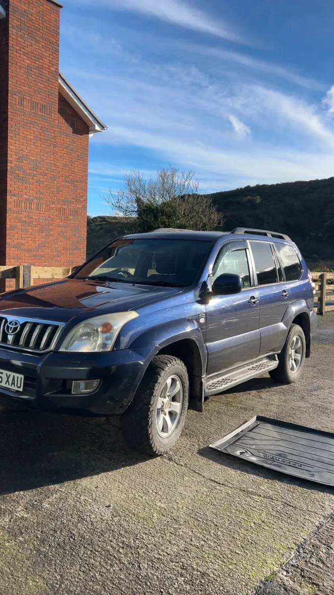 Toyota landcruiser - Image 4