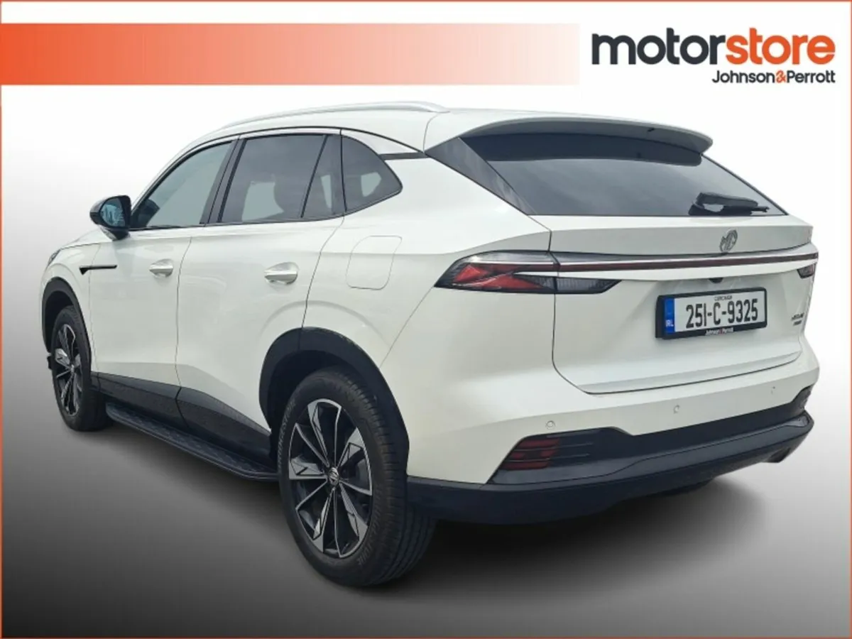 MG HS EXCLUSIVE TOP SPEC / SAVE €7395 - Image 3