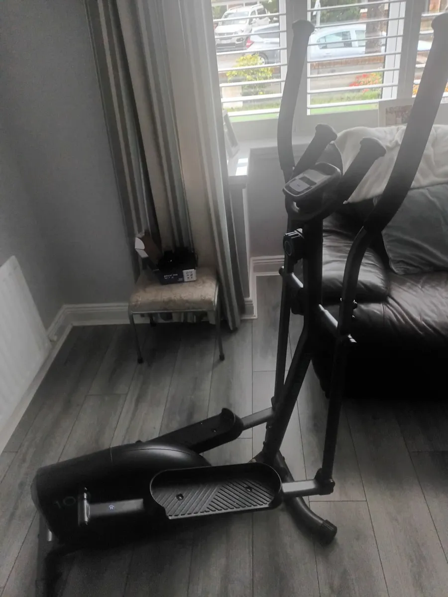 Cross trainer - Image 3