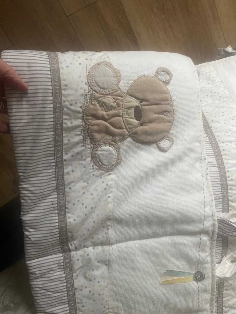 Cot bumper - Image 2