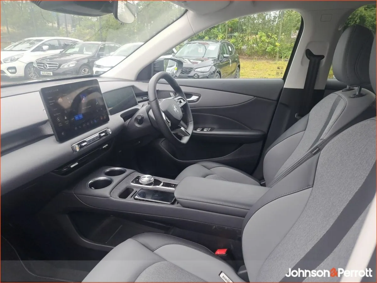 MG S5 ORDER YOUR NEW MG S5 TODAY - Image 3