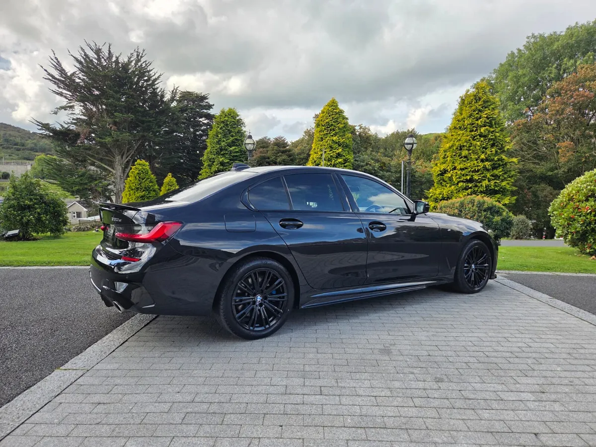 2021 BMW 330e M Sport 288BHP with M Performance Ki - Image 4