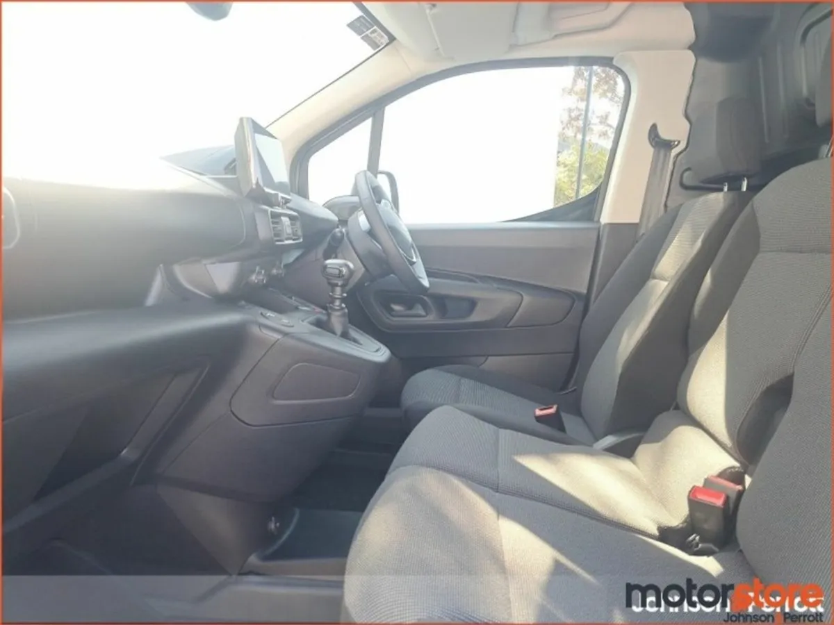 Peugeot Partner PARTNER PRO PLUS1.5 HDI 100 65 - P - Image 3