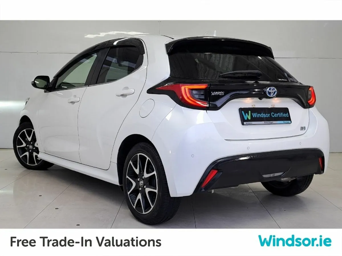 Toyota Yaris HYBRID AUTO NCT 10/11/2027 - Image 4