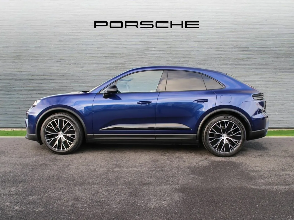 Porsche Macan Electric - Image 4