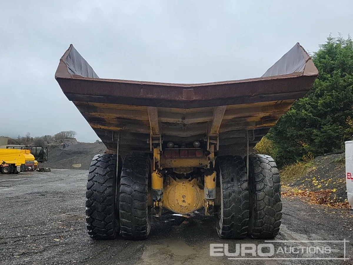 Komatsu HD465-5 - Image 3