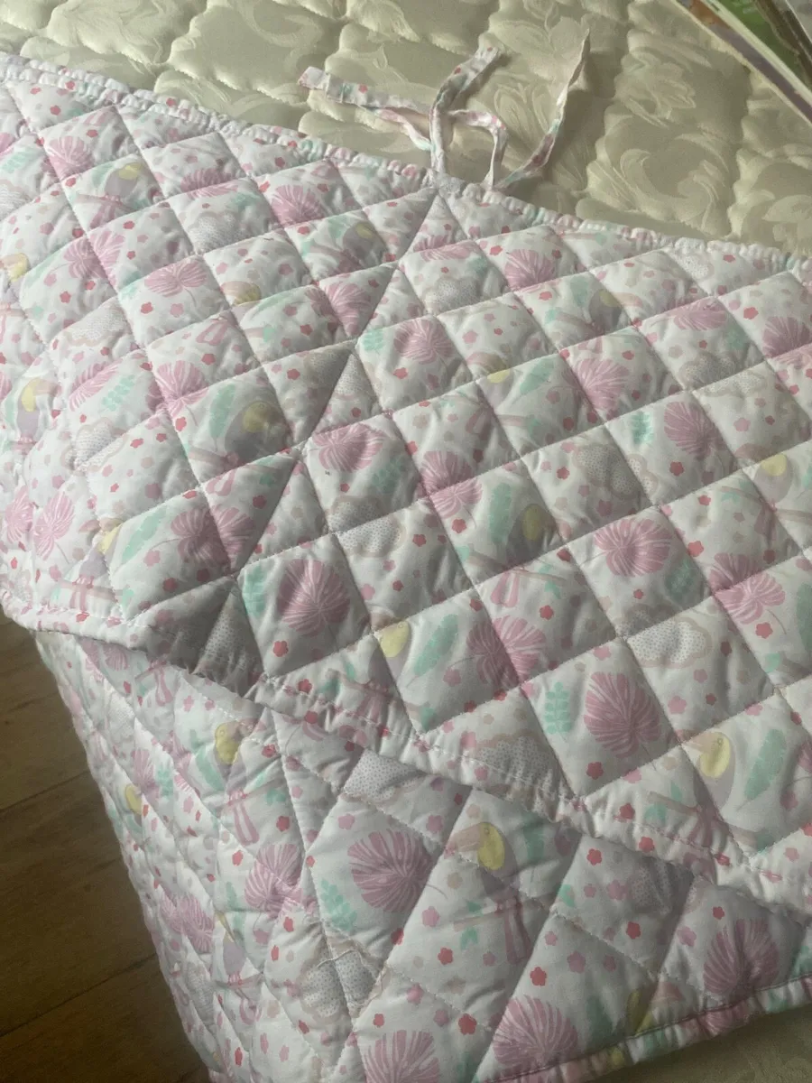 Cot bumper - Image 1