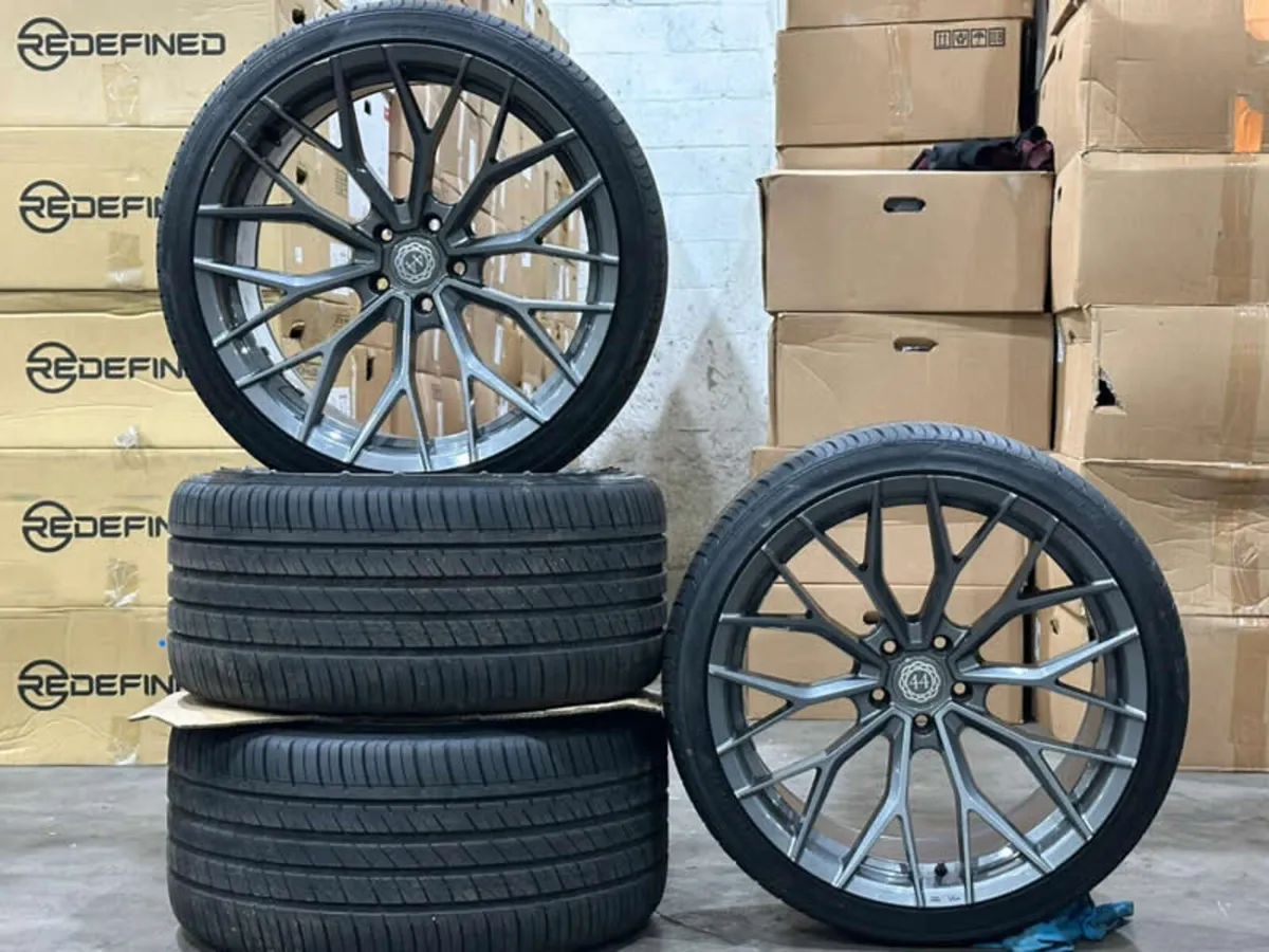 20" Quantum44 SFF2 Alloys & Tyres For Audi A7 - Image 1