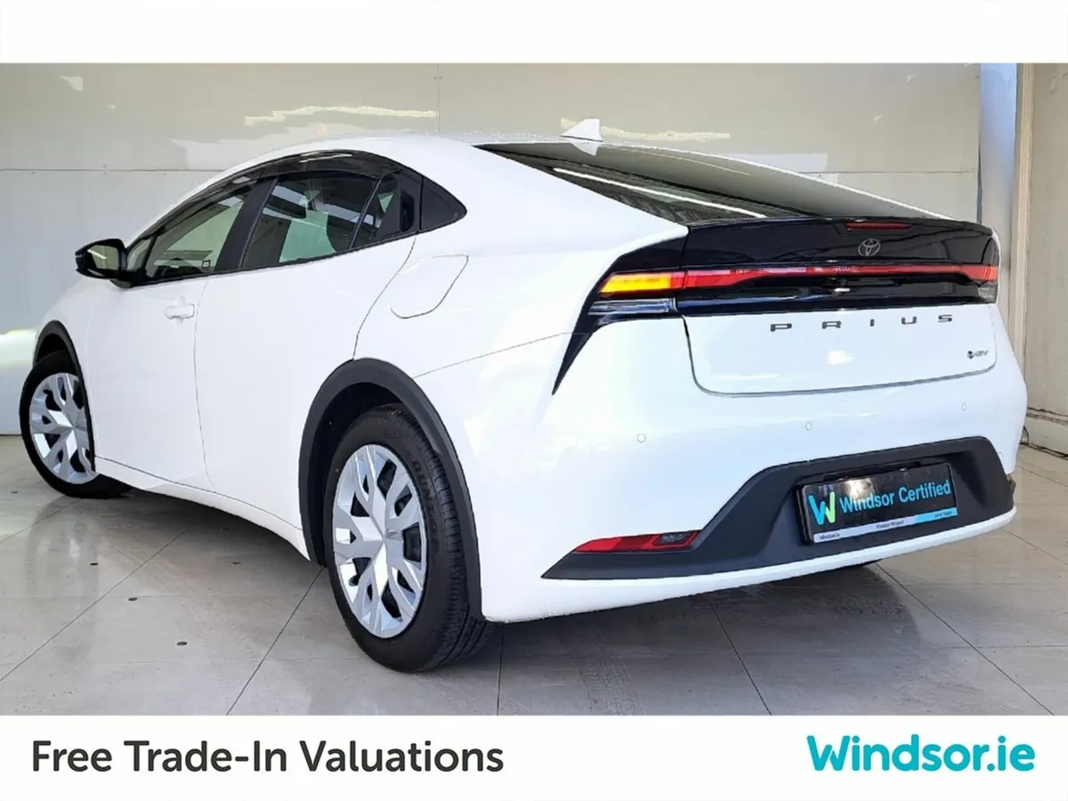 Toyota Prius HYBRID AUTO NEW MODEL - Image 4