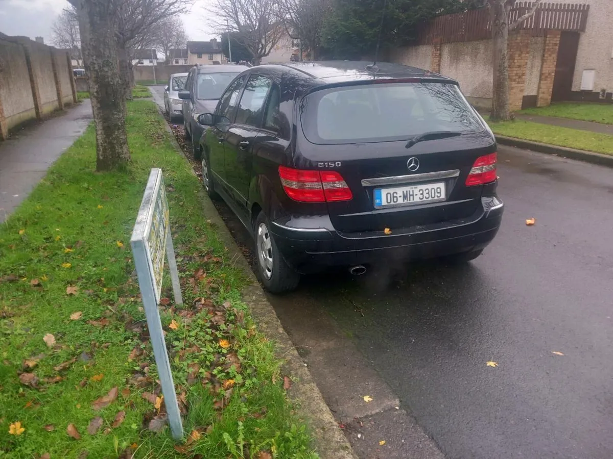 06 Mercedes B 1.5 Petrol Manual - Image 3