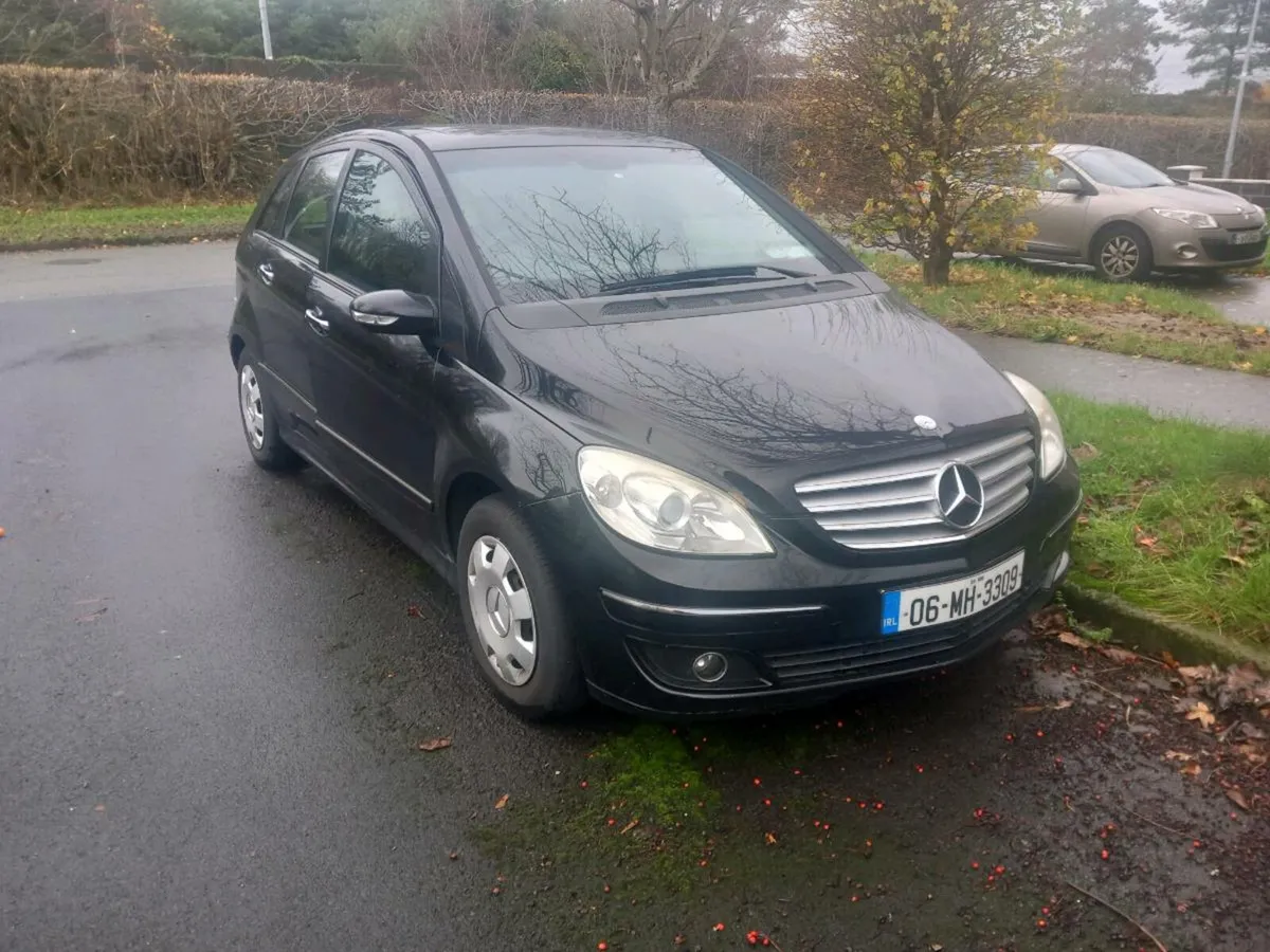 06 Mercedes B 1.5 Petrol Manual - Image 1