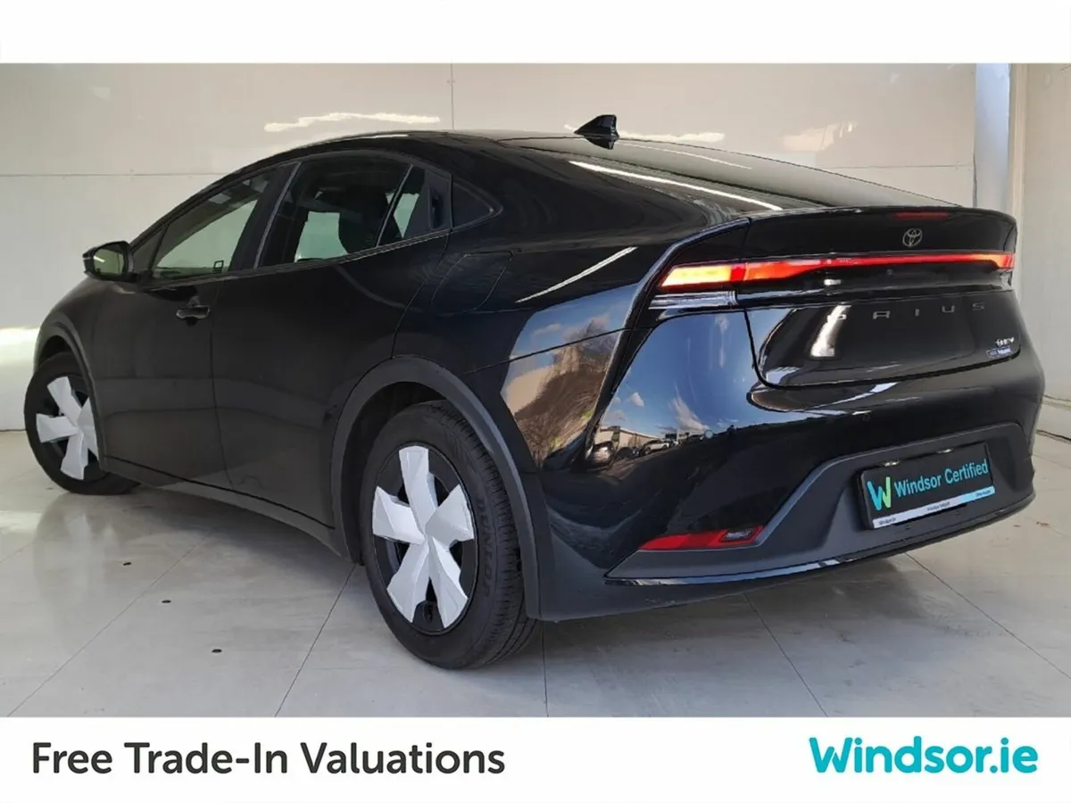 Toyota Prius HYBRID AUTO NEW MODEL - Image 4