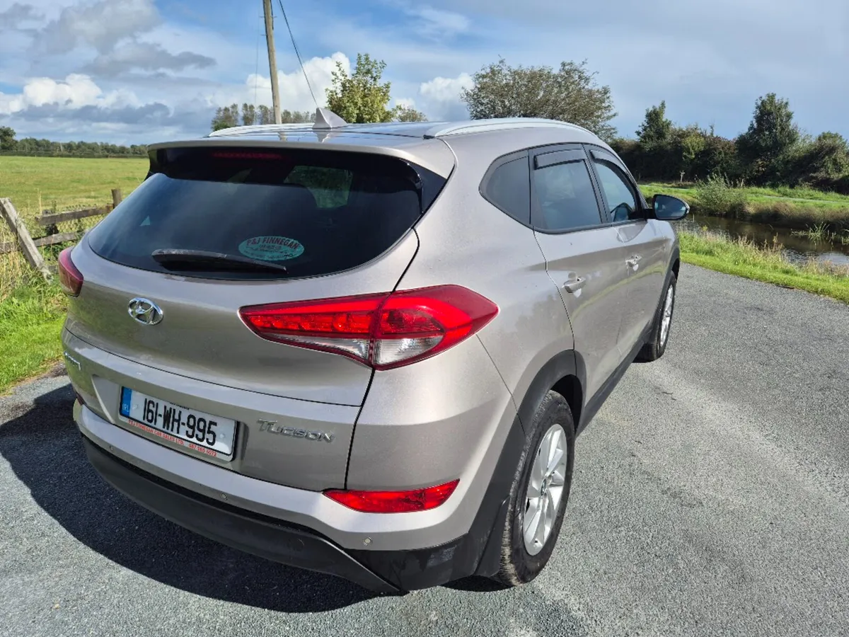 161 Hyundai Tucson EXECUTIVE 5DR - Image 4