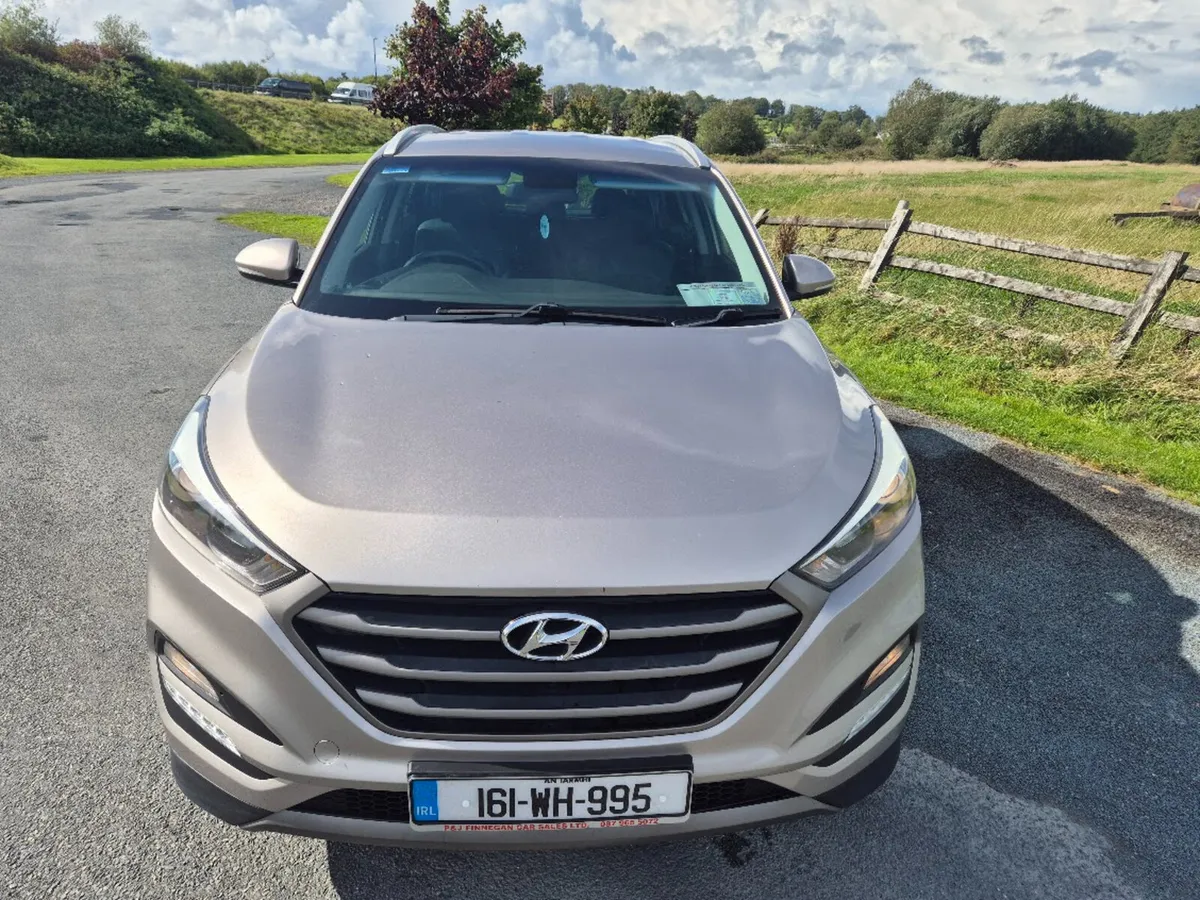 161 Hyundai Tucson EXECUTIVE 5DR - Image 2