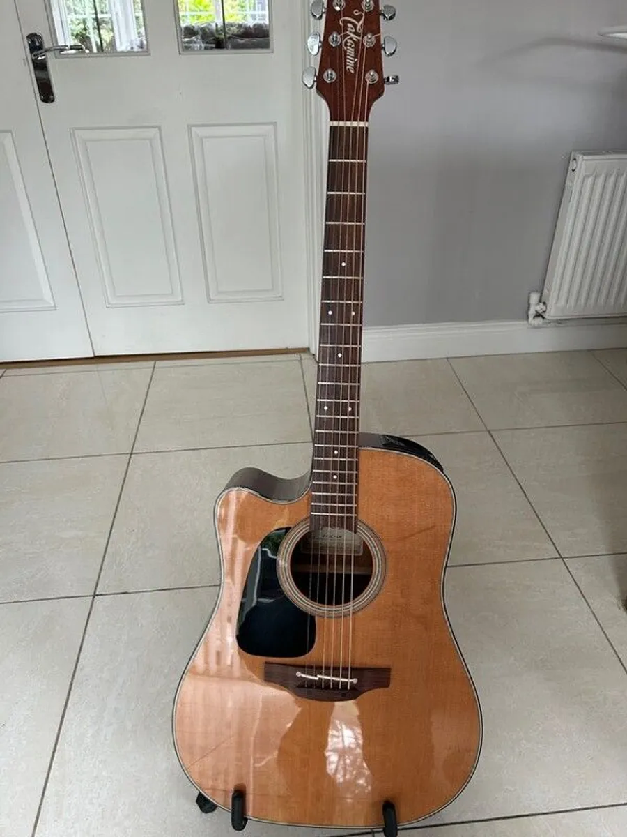 Takamine P1 DC - LH Guitar - Image 1