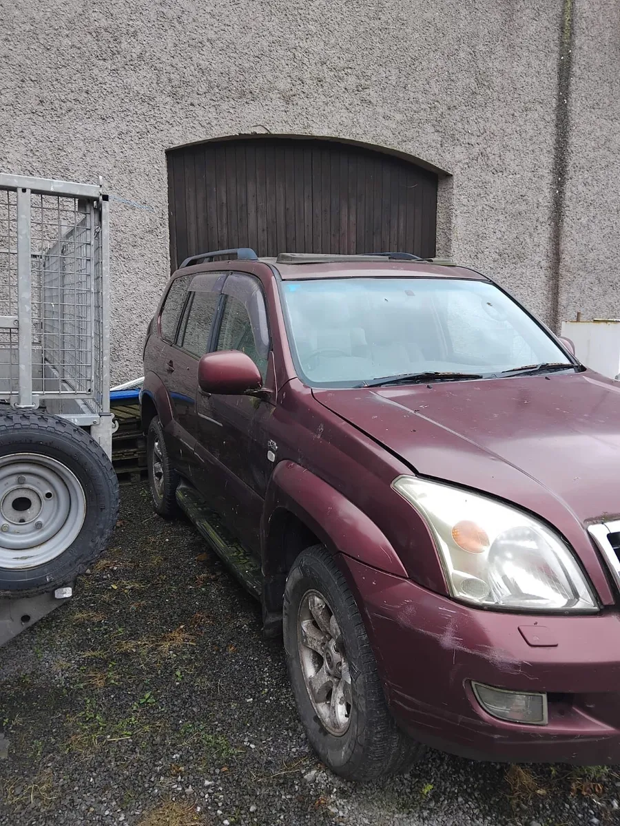 Toyota Land Cruiser 2005 - Image 2