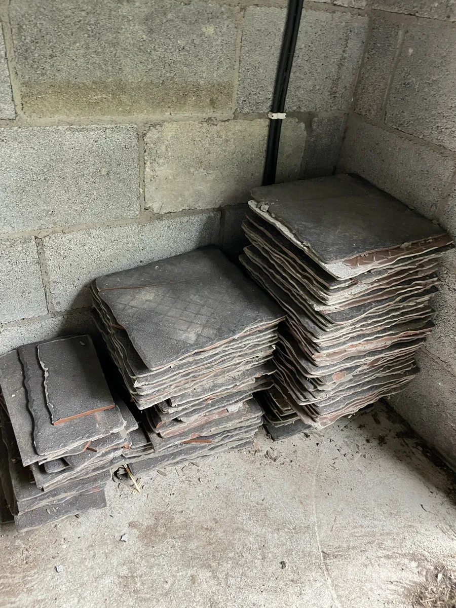 Floor tiles - Image 1