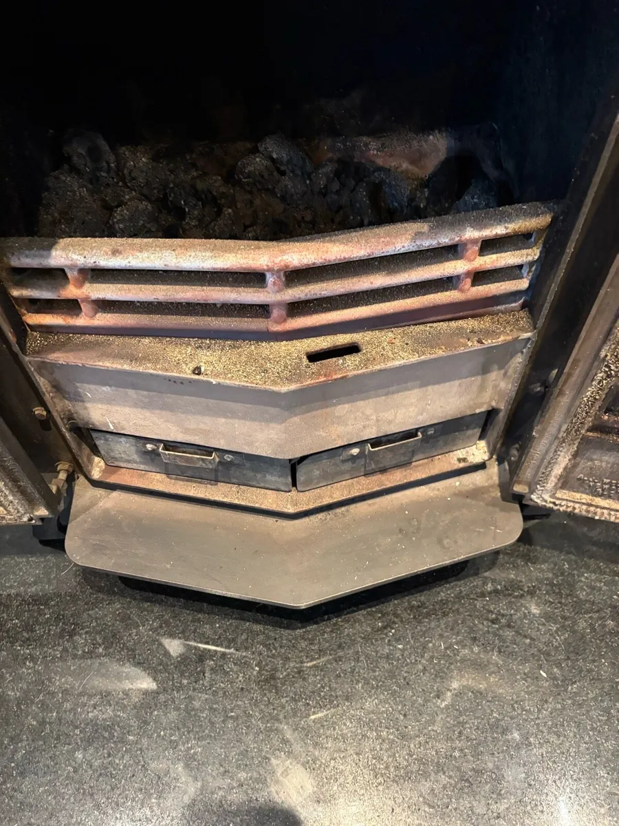 Charnwood Country 16b Multifuel Boiler Stove - Image 2