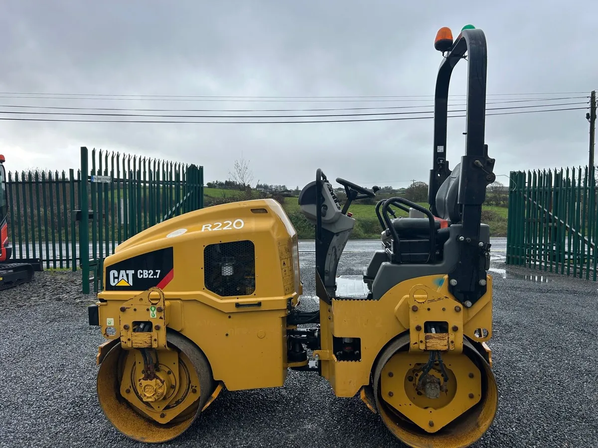 ✅CAT CB2.7 Roller - Image 1