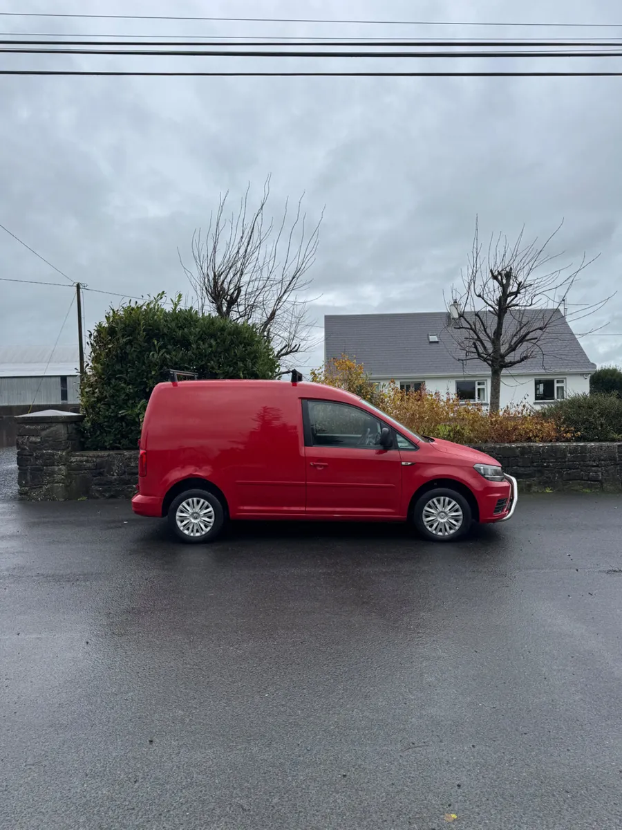 Volkswagen Caddy 2017 - Image 2