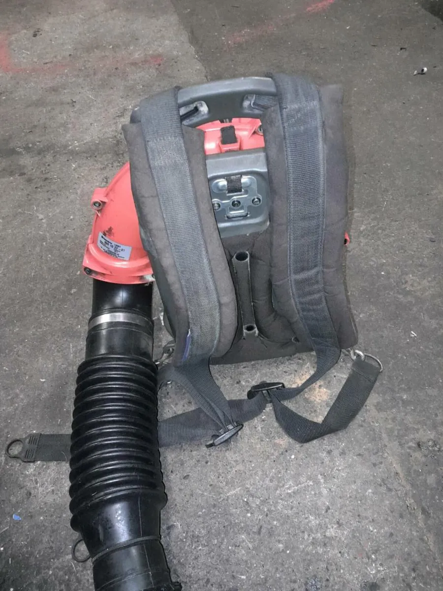 Husqvarna backpack leaf blower - Image 4