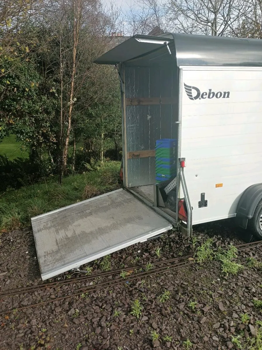 Large Debon box trailer double axle - Image 4
