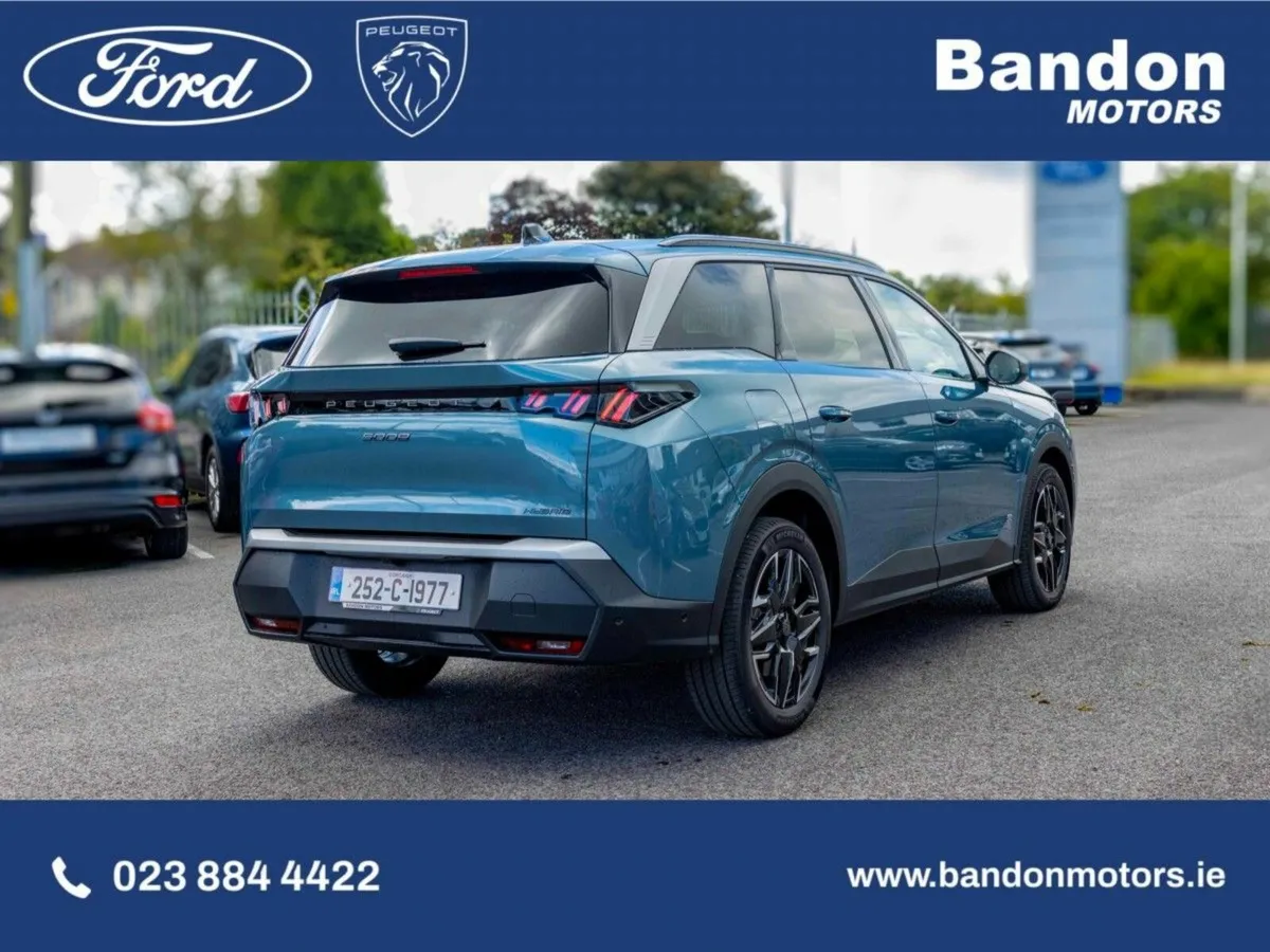 Peugeot 5008 2025 Peugeot 5008 1.2 Hybrid 136bhp E - Image 3
