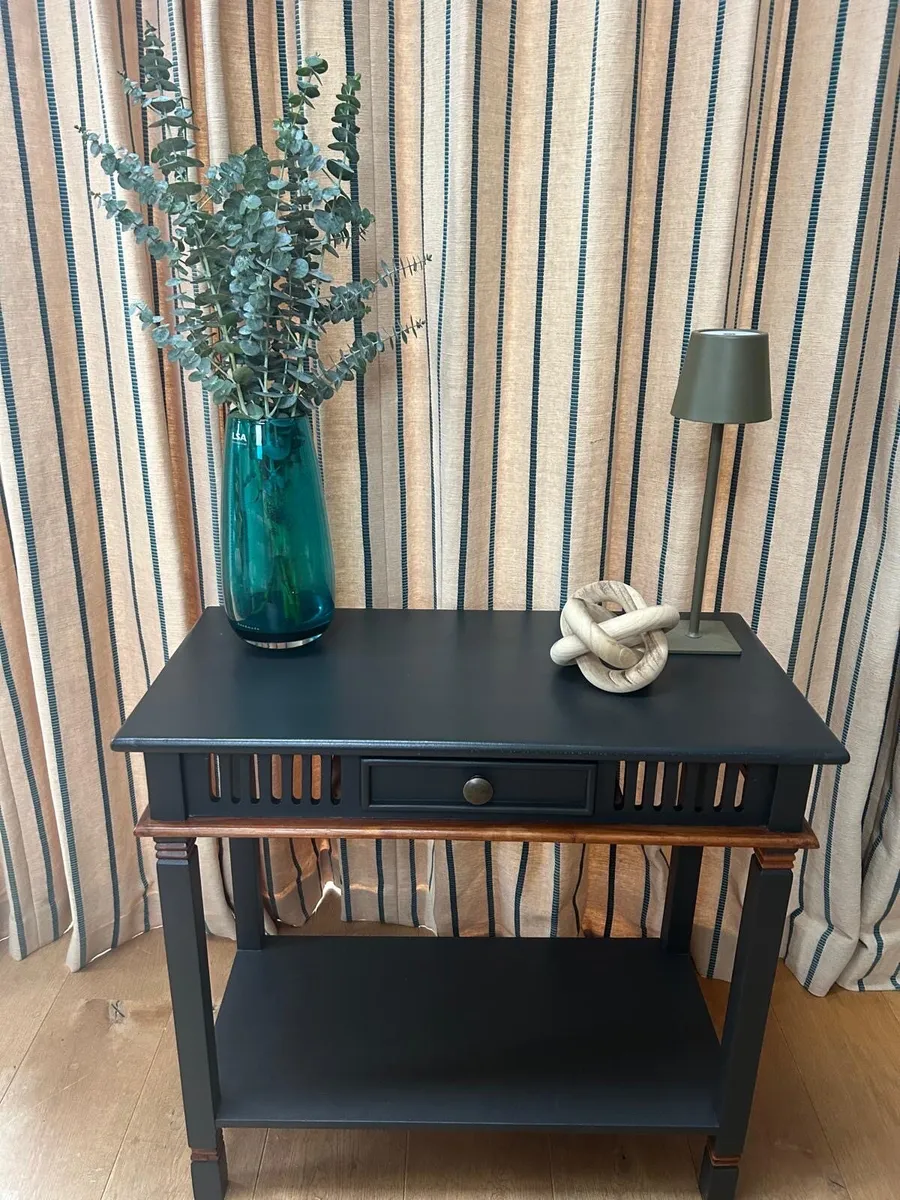 Hall table / console table / end table - Image 1