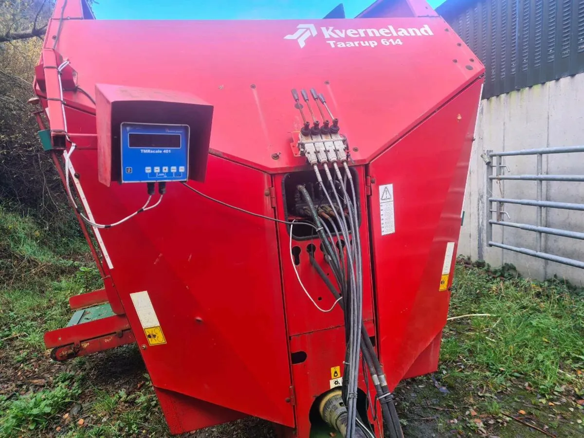 Kverneland diet feeder - Image 1