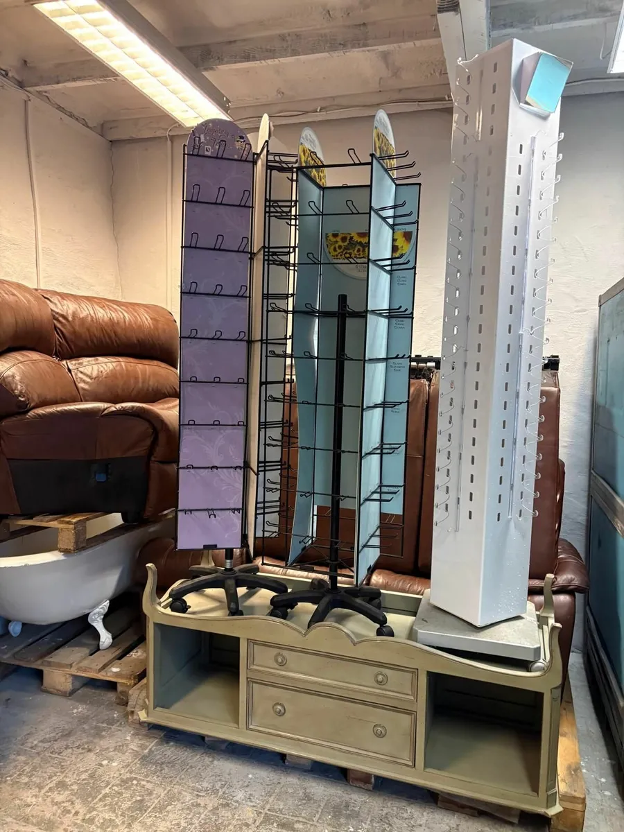 Display Stands - Image 2