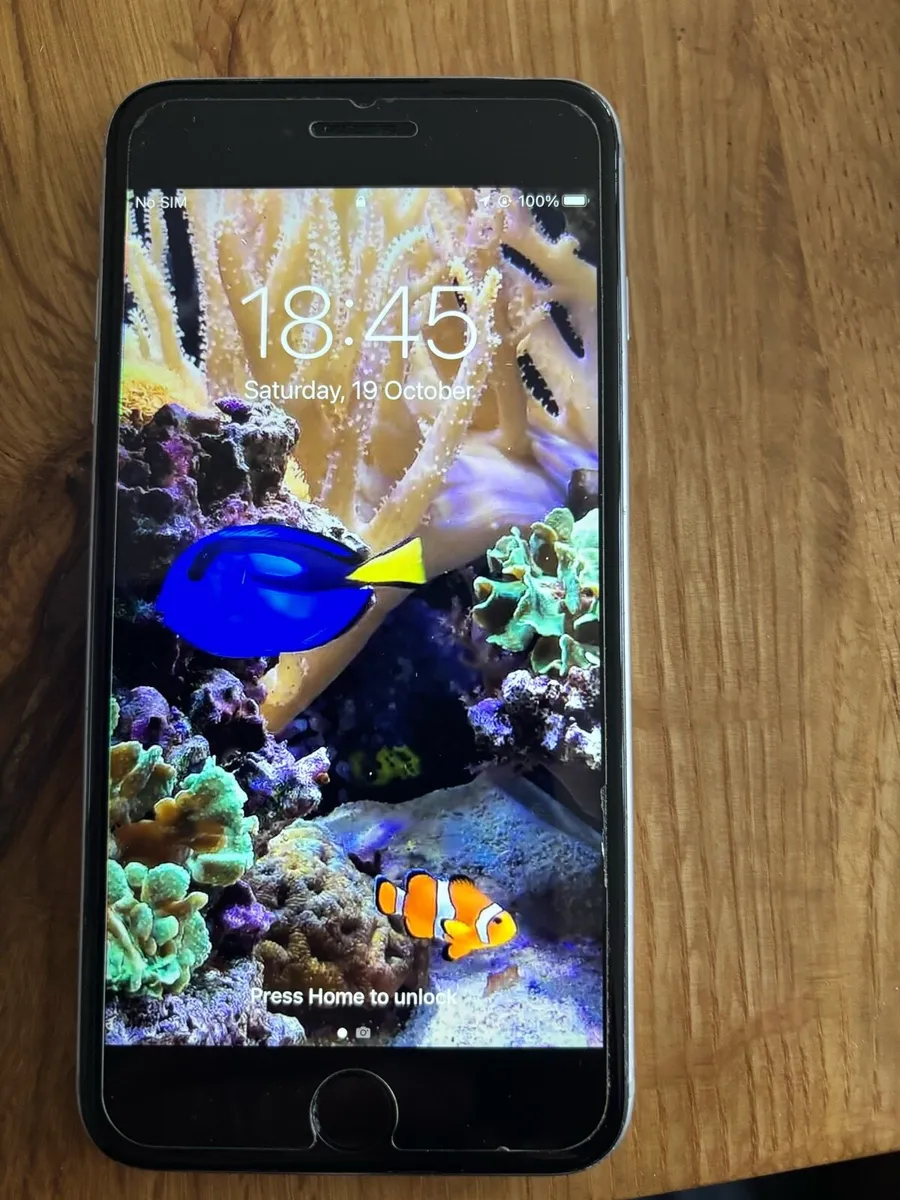 ** 📱 Genuine Apple i phone 6S, 64gb, space grey** - Image 4