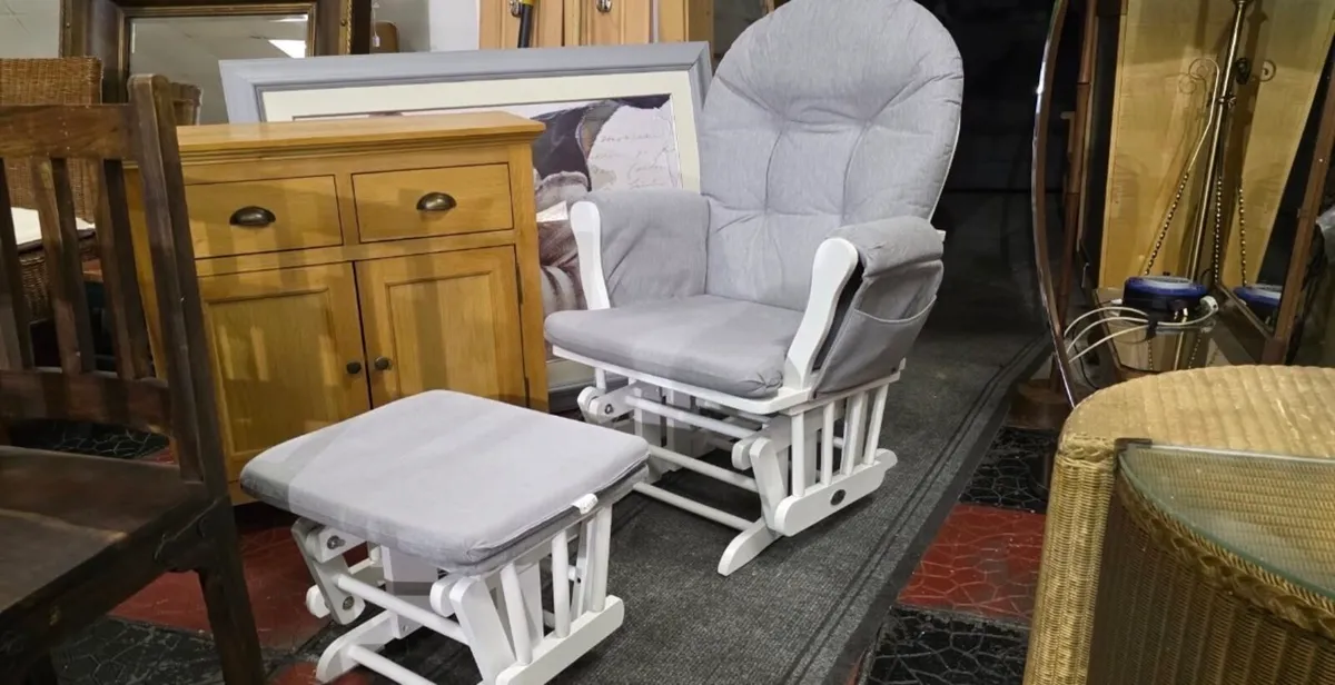 Rocking chair and stool - Image 2