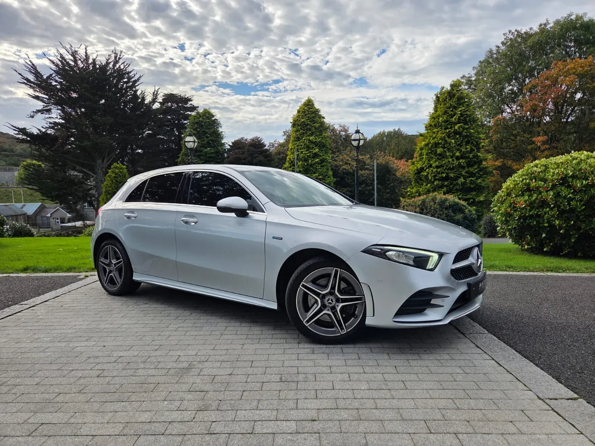 2021 Mercedes A250e AMG Premium 1.3 Hybrid Auto - Image 3