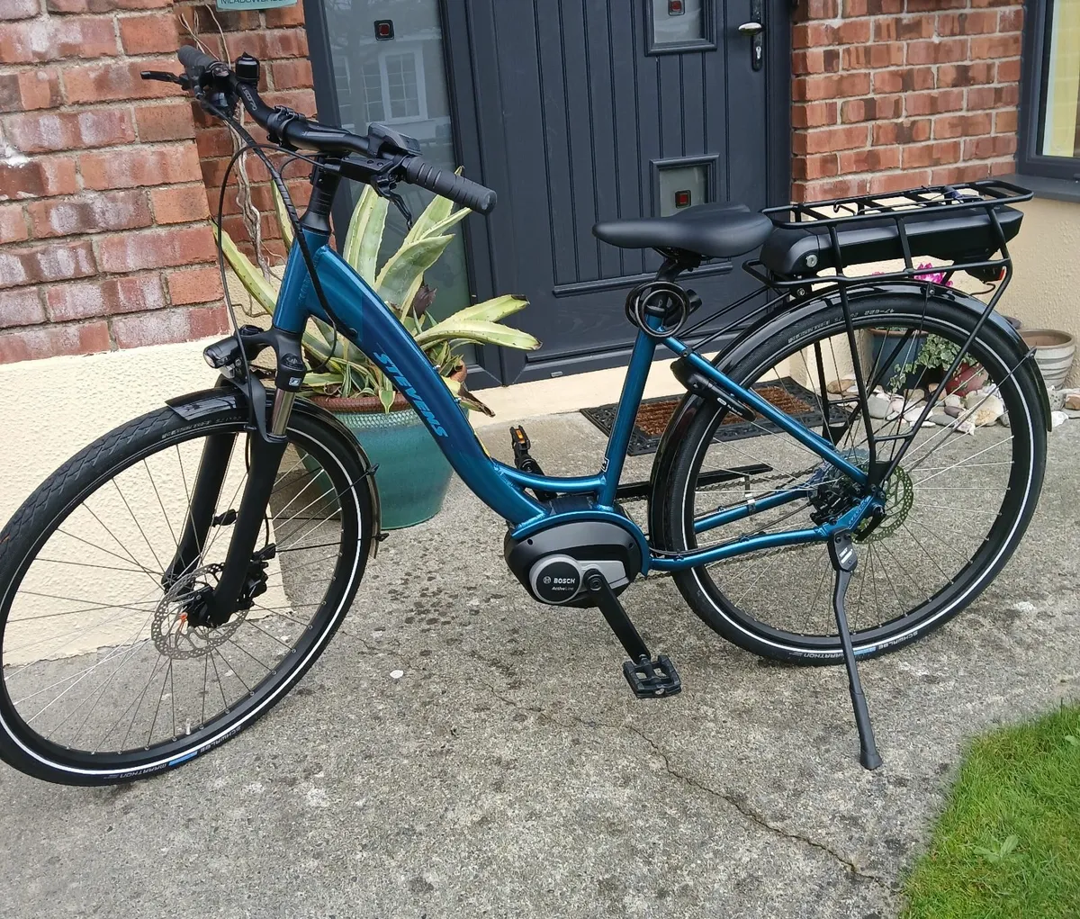 Ladies Electric bike - Image 1