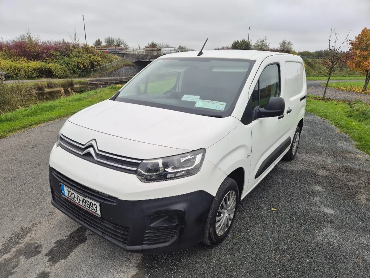 202 Citroen Berlingo K9 LX 1.5 BLUEHDI 75 650KG - Image 3